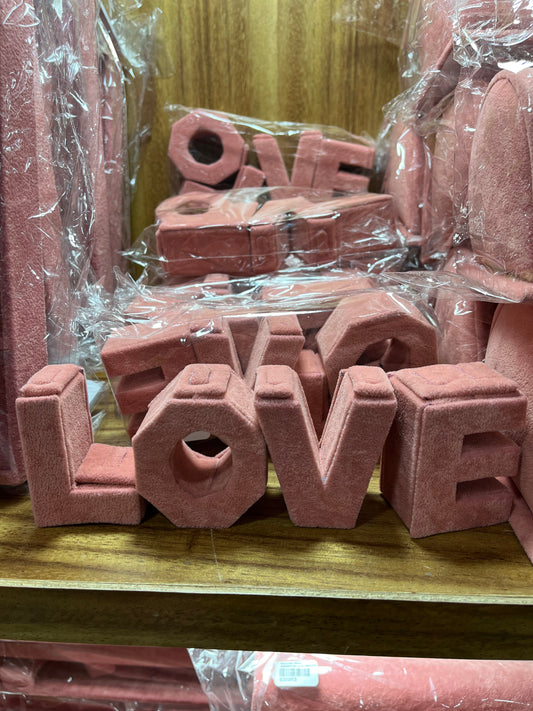 Letras para anillos terciopelo rosa
